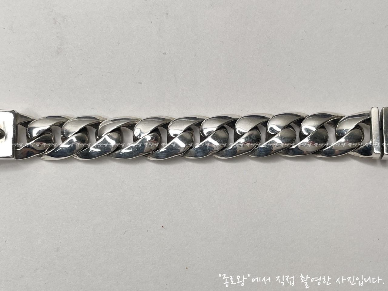 6d9b5c7a70c15e5561ab91b04ad5958e_1764150654_0625.jpg 6d9b5c7a70c15e5561ab91b04ad5958e_1764150654_0625.jpg