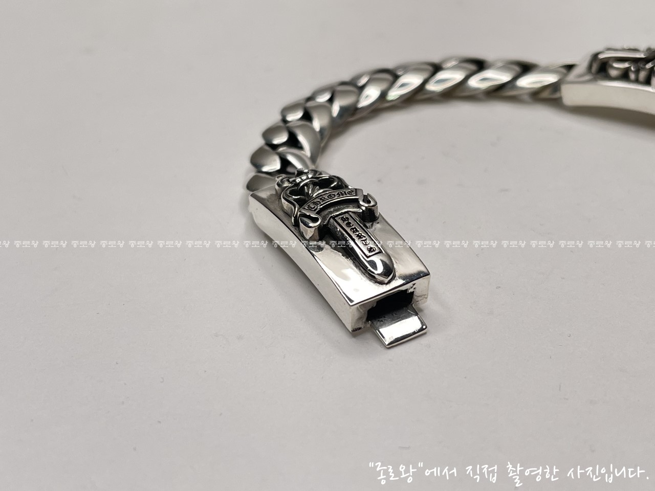 6d9b5c7a70c15e5561ab91b04ad5958e_1764150659_0719.jpg 6d9b5c7a70c15e5561ab91b04ad5958e_1764150659_0719.jpg