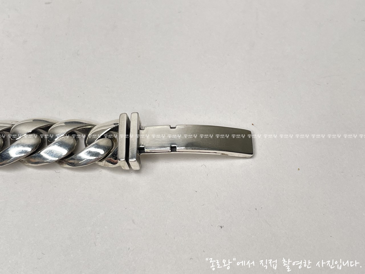 6d9b5c7a70c15e5561ab91b04ad5958e_1764150664_7971.jpg 6d9b5c7a70c15e5561ab91b04ad5958e_1764150664_7971.jpg