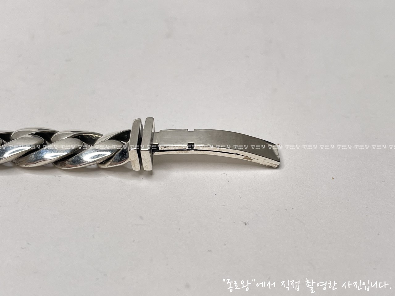 6d9b5c7a70c15e5561ab91b04ad5958e_1764150665_4982.jpg 6d9b5c7a70c15e5561ab91b04ad5958e_1764150665_4982.jpg