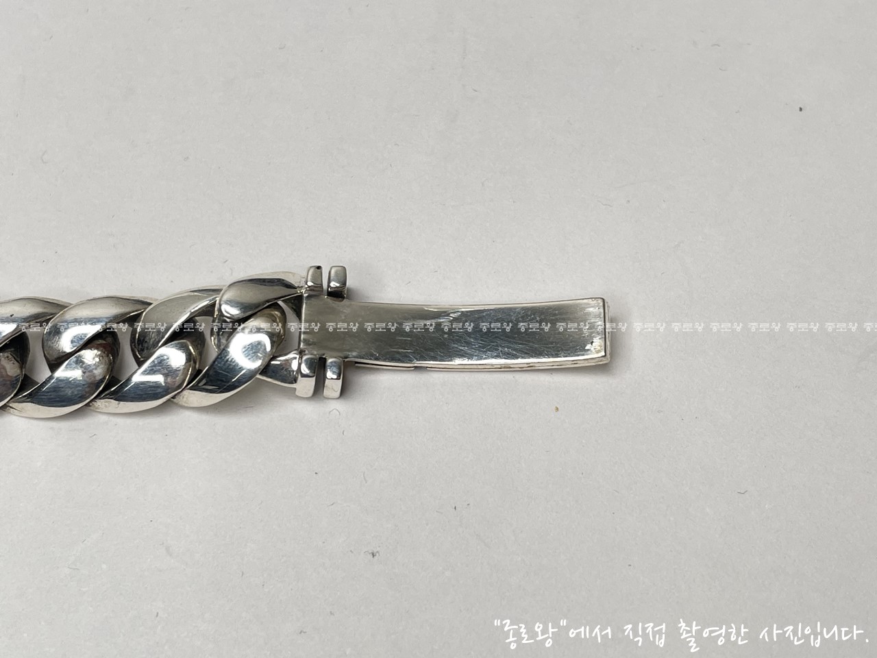 6d9b5c7a70c15e5561ab91b04ad5958e_1764150666_3242.jpg 6d9b5c7a70c15e5561ab91b04ad5958e_1764150666_3242.jpg