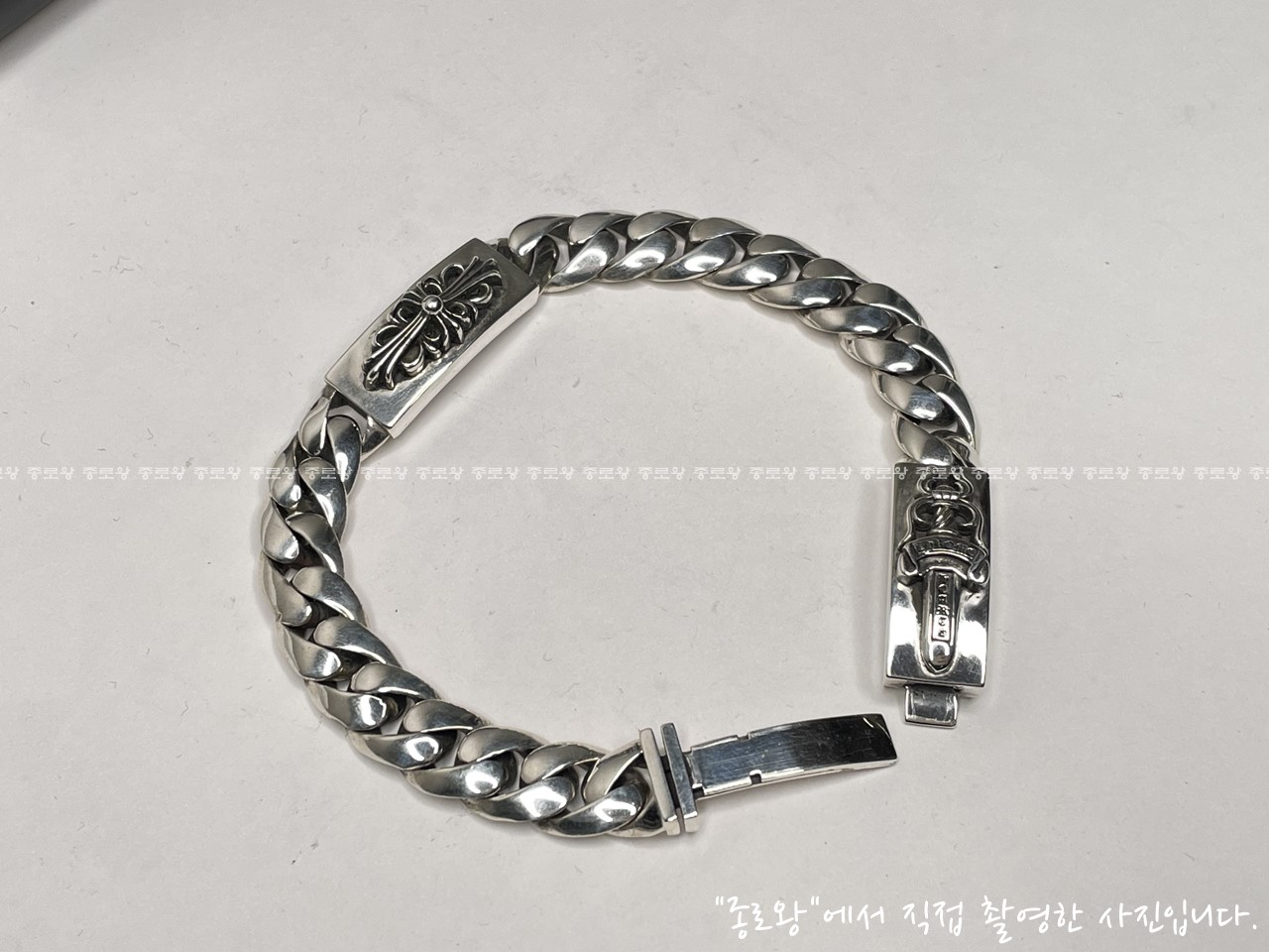 6d9b5c7a70c15e5561ab91b04ad5958e_1764150671_5105.jpg 6d9b5c7a70c15e5561ab91b04ad5958e_1764150671_5105.jpg