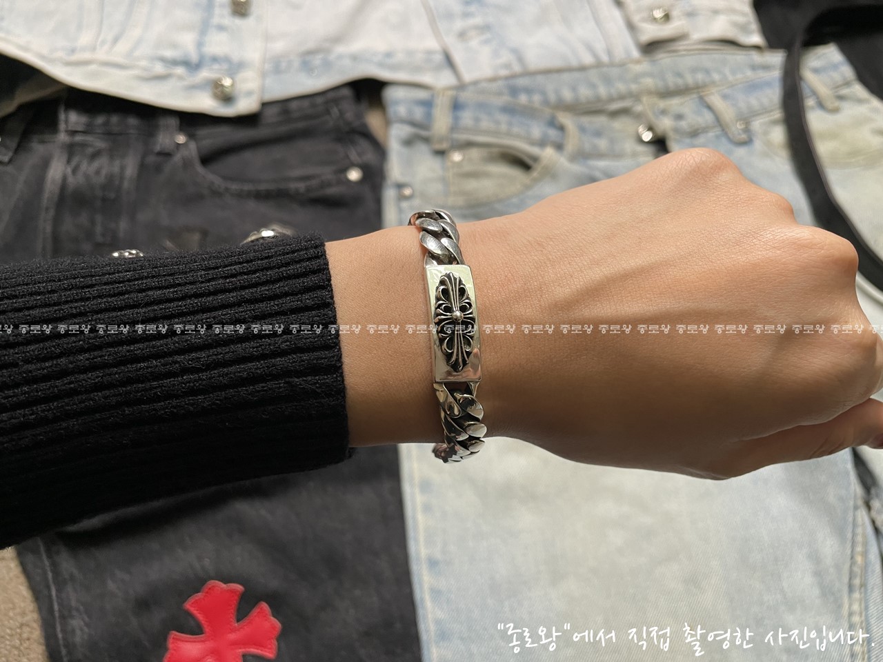 6d9b5c7a70c15e5561ab91b04ad5958e_1764150693_7055.jpg 6d9b5c7a70c15e5561ab91b04ad5958e_1764150693_7055.jpg