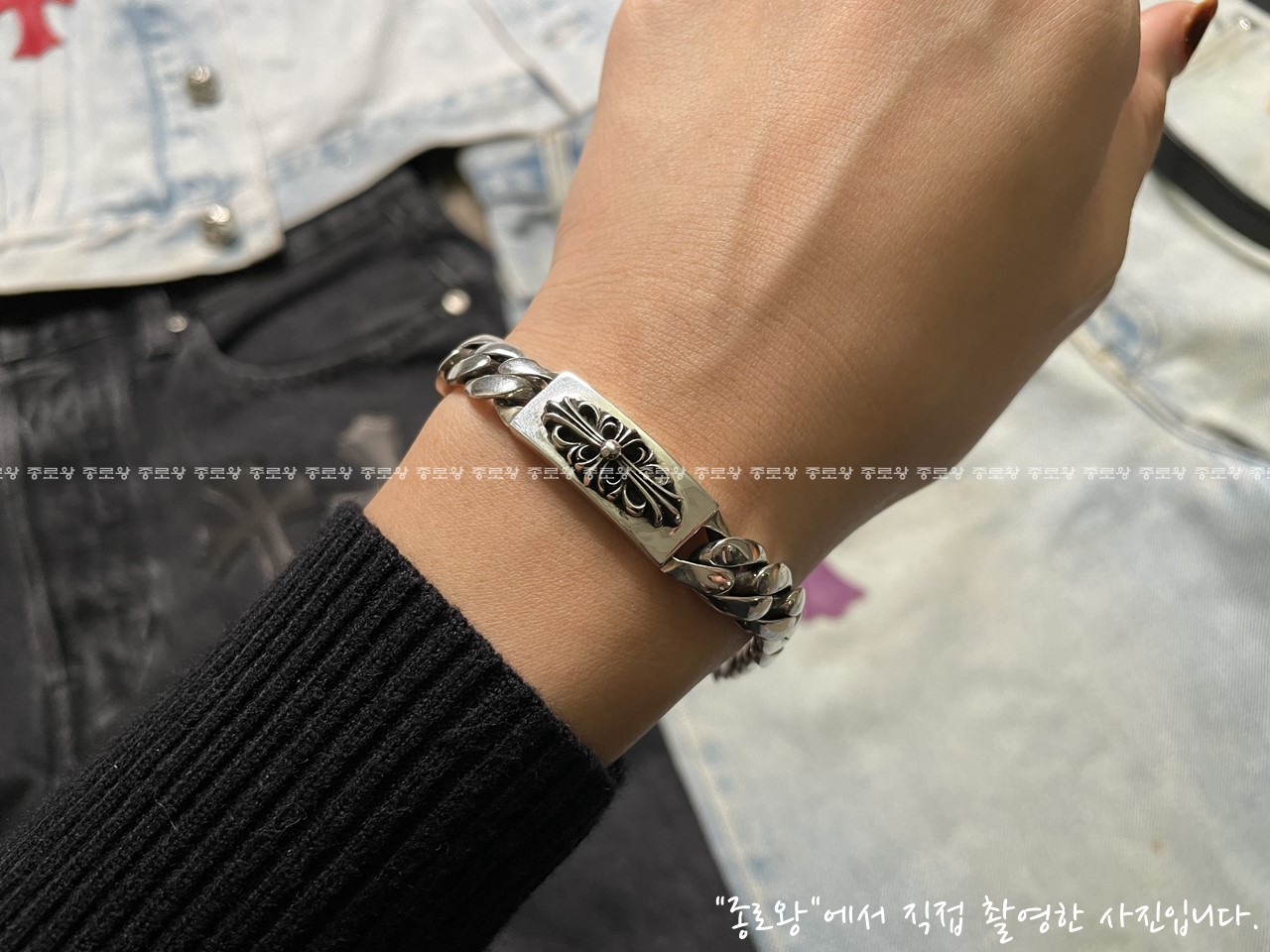 6d9b5c7a70c15e5561ab91b04ad5958e_1764150695_4934.jpg 6d9b5c7a70c15e5561ab91b04ad5958e_1764150695_4934.jpg