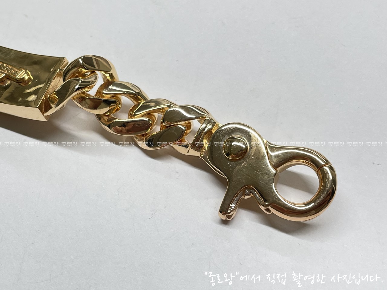 b642f479642509cc321f99457a56b208_1763375839_5964.jpg b642f479642509cc321f99457a56b208_1763375839_5964.jpg